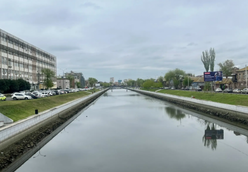 В городских каналах Астрахани снизился уровень воды: что произошло