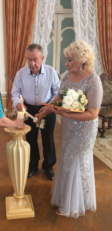 изумрудная свадьба, Дворец бракосочетаний в Астрахани, астраханцы отметили изумрудную свадьбу