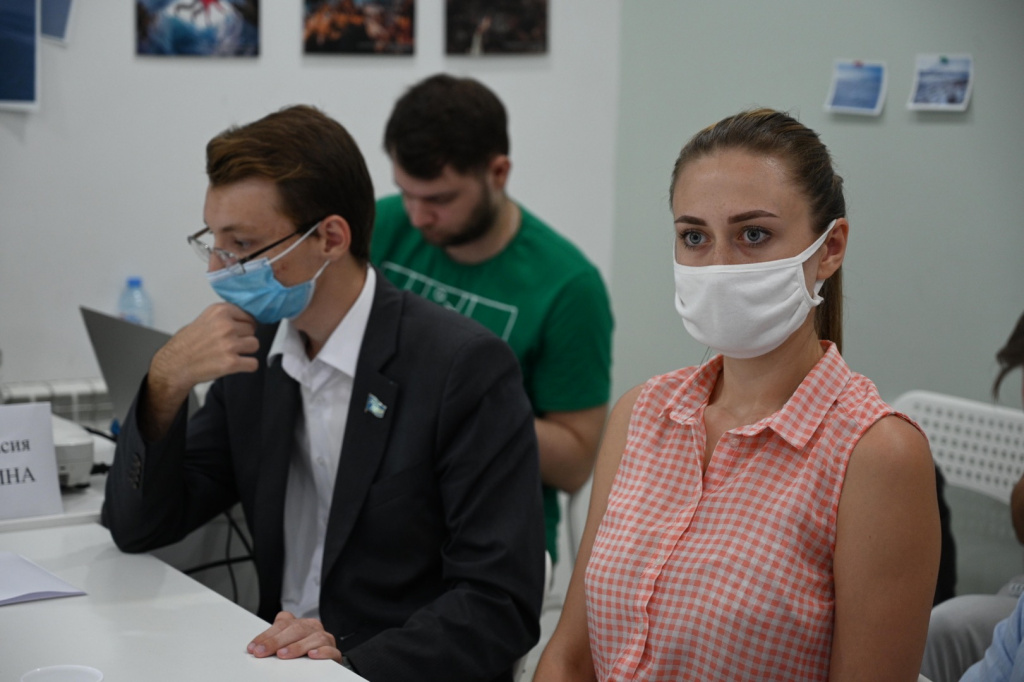 Журналисты Строй.Медиа организовали круглый стол Журналисты Строй.Медиа организовали круглый стол, В редакции Инфоштаба прошел круглый стол, круглый стол в Астрахани, в Астрахани обсудили проблемы строительной отрасли