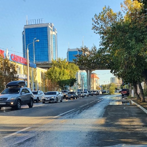 Гигантская пробка в Астрахани, авария в центре Астрахани, ДТП с 5 авто в Астрахани