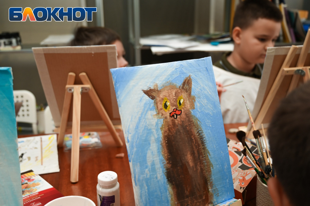 мастер-класс по рисованию в Астрахани, Рисовалка в Астрахани, уроки рисования для маленьких астраханцев